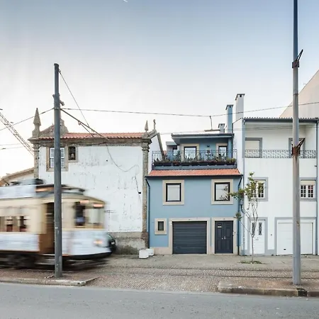 Villa Golden Holidays By Rogério Samora Oporto